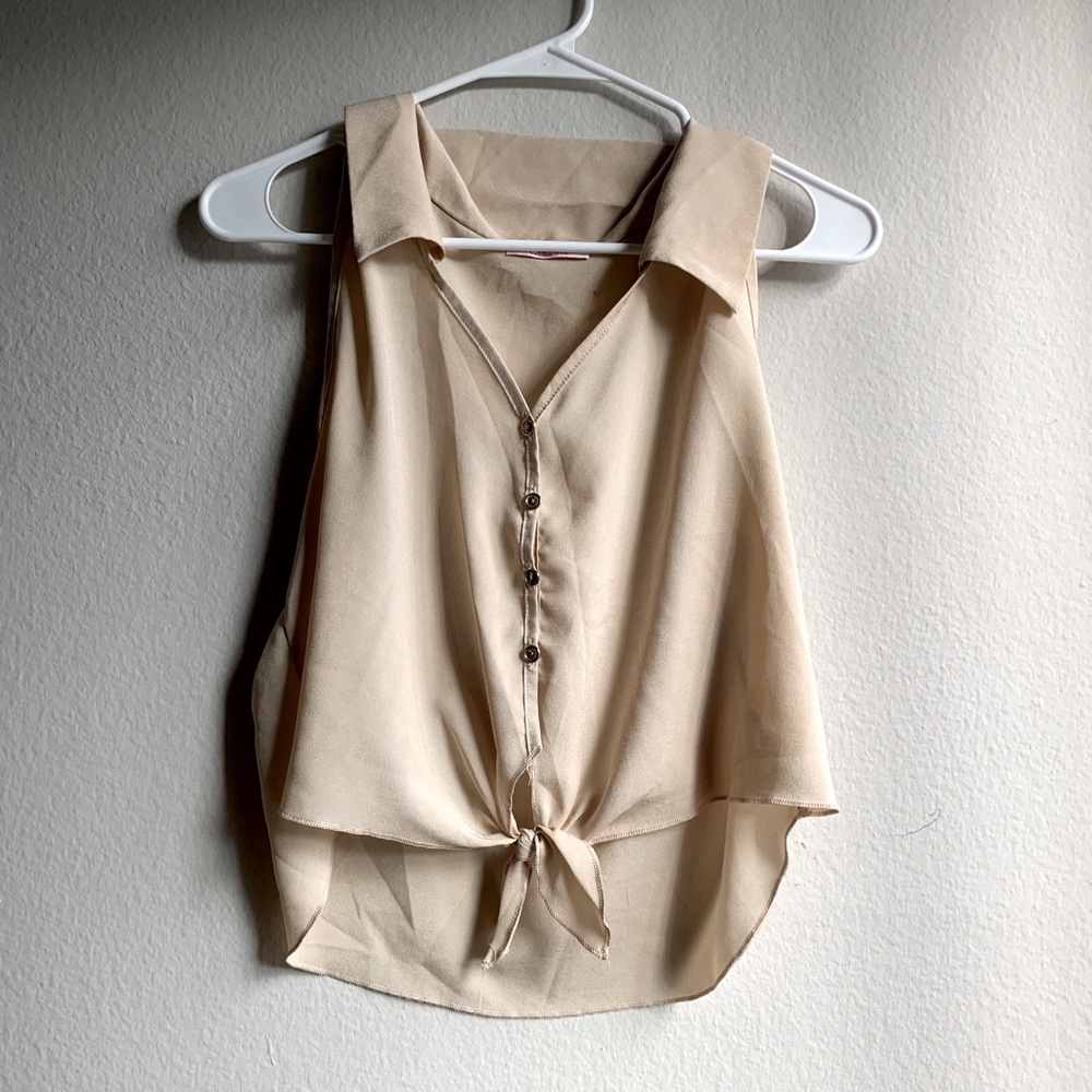 Crop top with tie !